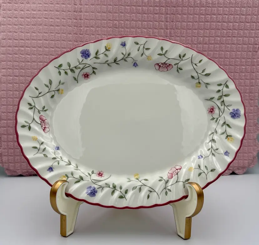 Johnson Brothers Oval “Summer Chintz” Platter