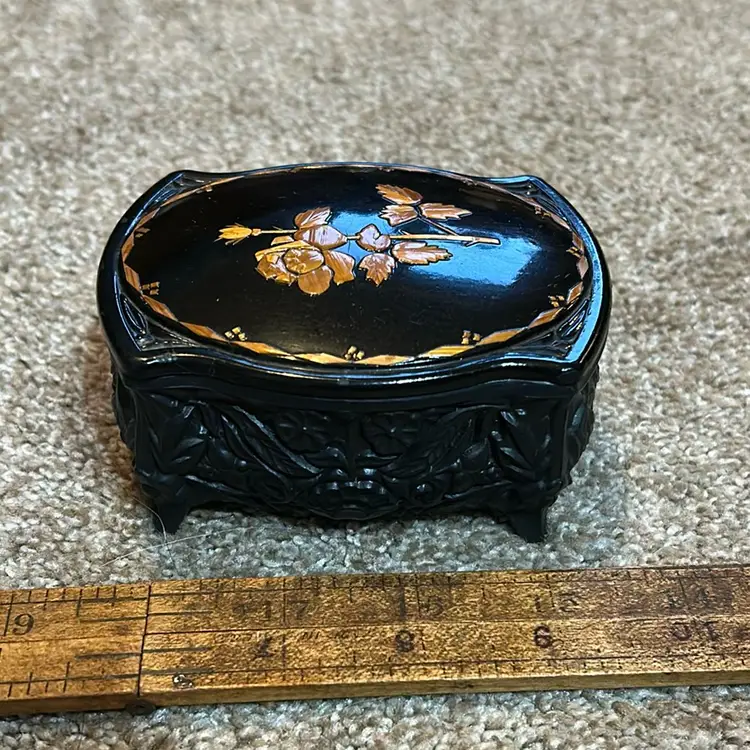 Small Carved Floral Plastic Footed Trinket Lidded Container
