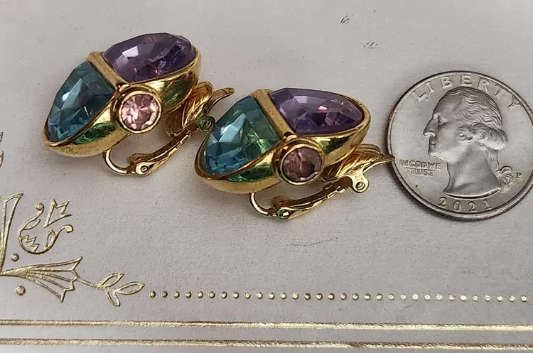 Trifari Clip, Vintage