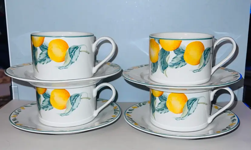 Lot Of 4 Julie Pople Country Fruit Collection Cups And Saucers