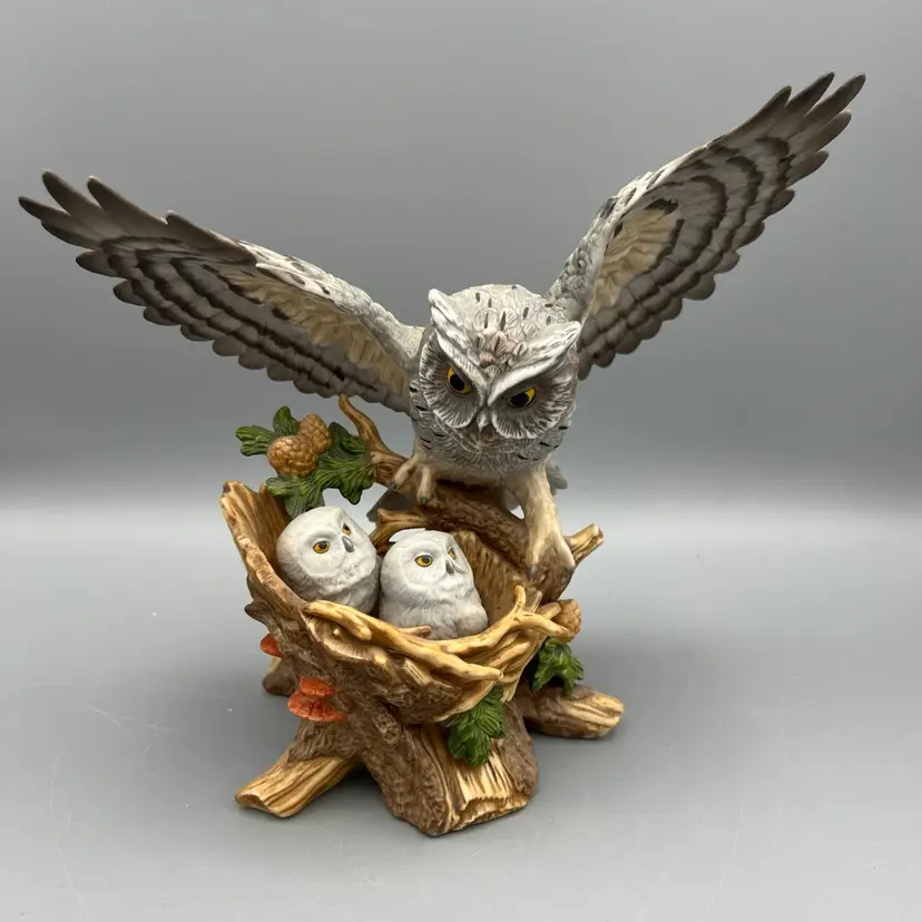 HOME INTERIORS OWL & OWLETS SHELTERING WINGS #1391 MASTERPIECE PORCELAIN 1993