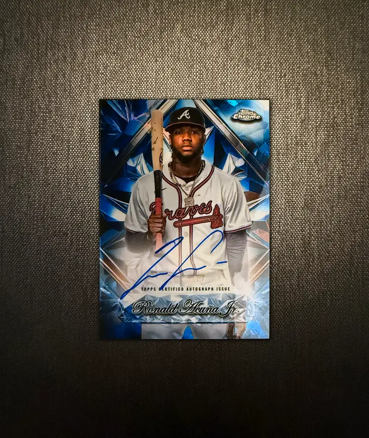 CS4 - Auc-10 / Ronald Acuna Jr. - 2025 Topps Chrome Sapphire Selections - Autograph / #SSA-RA