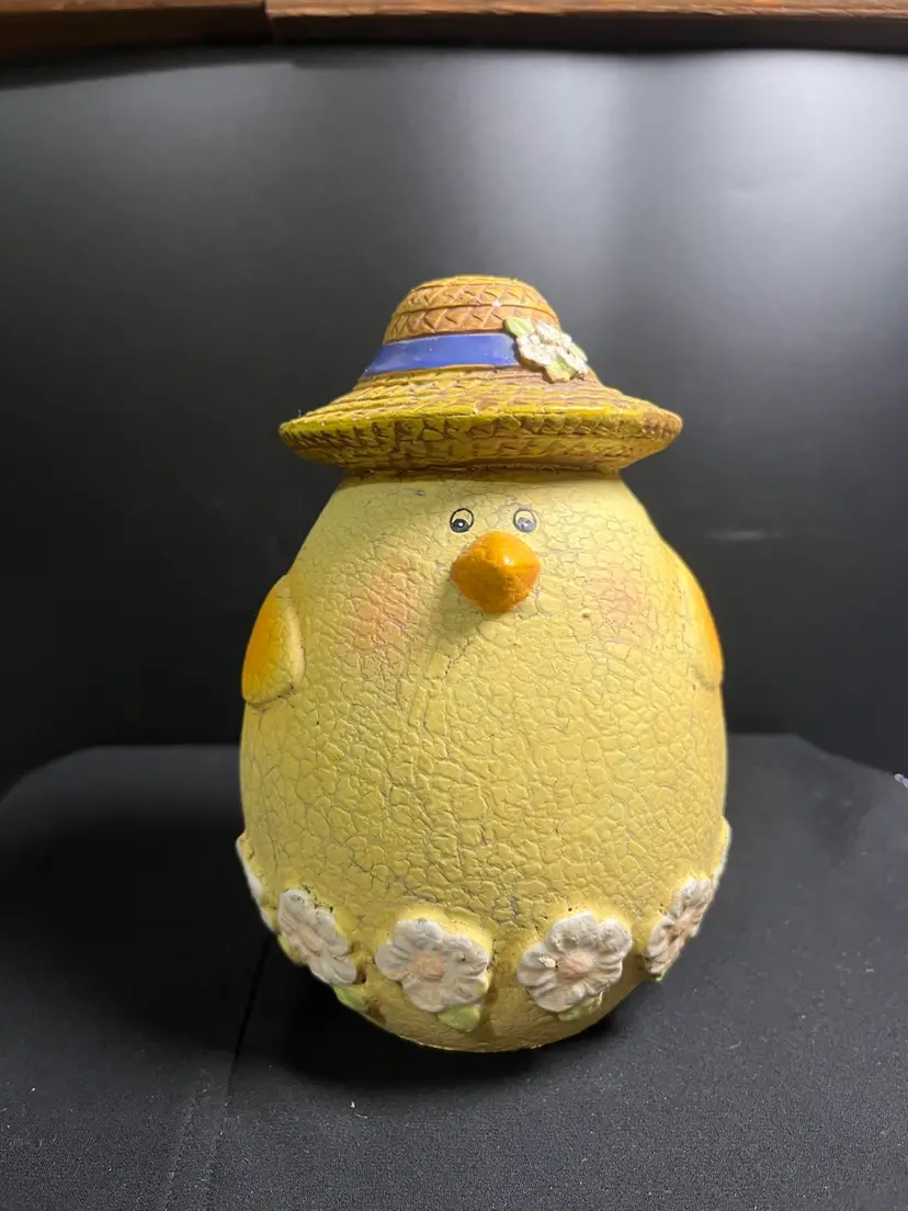 Chonkey "Egg Chick" w/ Straw Hat-Lot 58