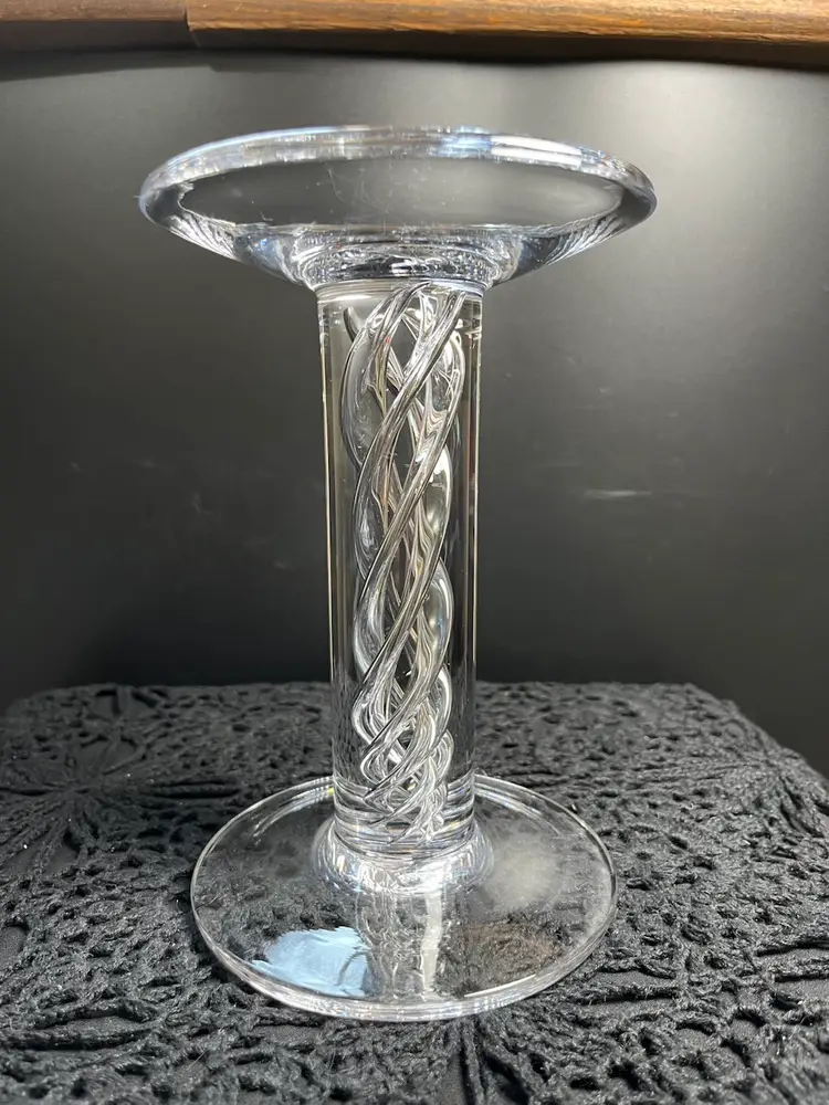 Paper Weight Lovers Dream Display Piece!! 7 1/4" Simon Pearce-Stratton Pattern-Hand Blown-Air Twist-Pillar Candle Holder-Signed