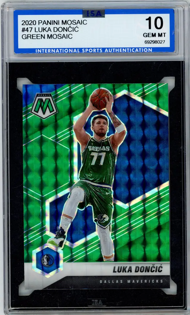 2020 Panini Mosaic #47 Luka Dončić Green Mosaic ISA 10 GEM MINT
