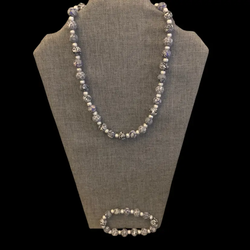 Blue Necklace & Bracelet Set 9 Inches & 3 Inches