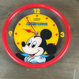 Lorus Mickey Clock Missing Bottom