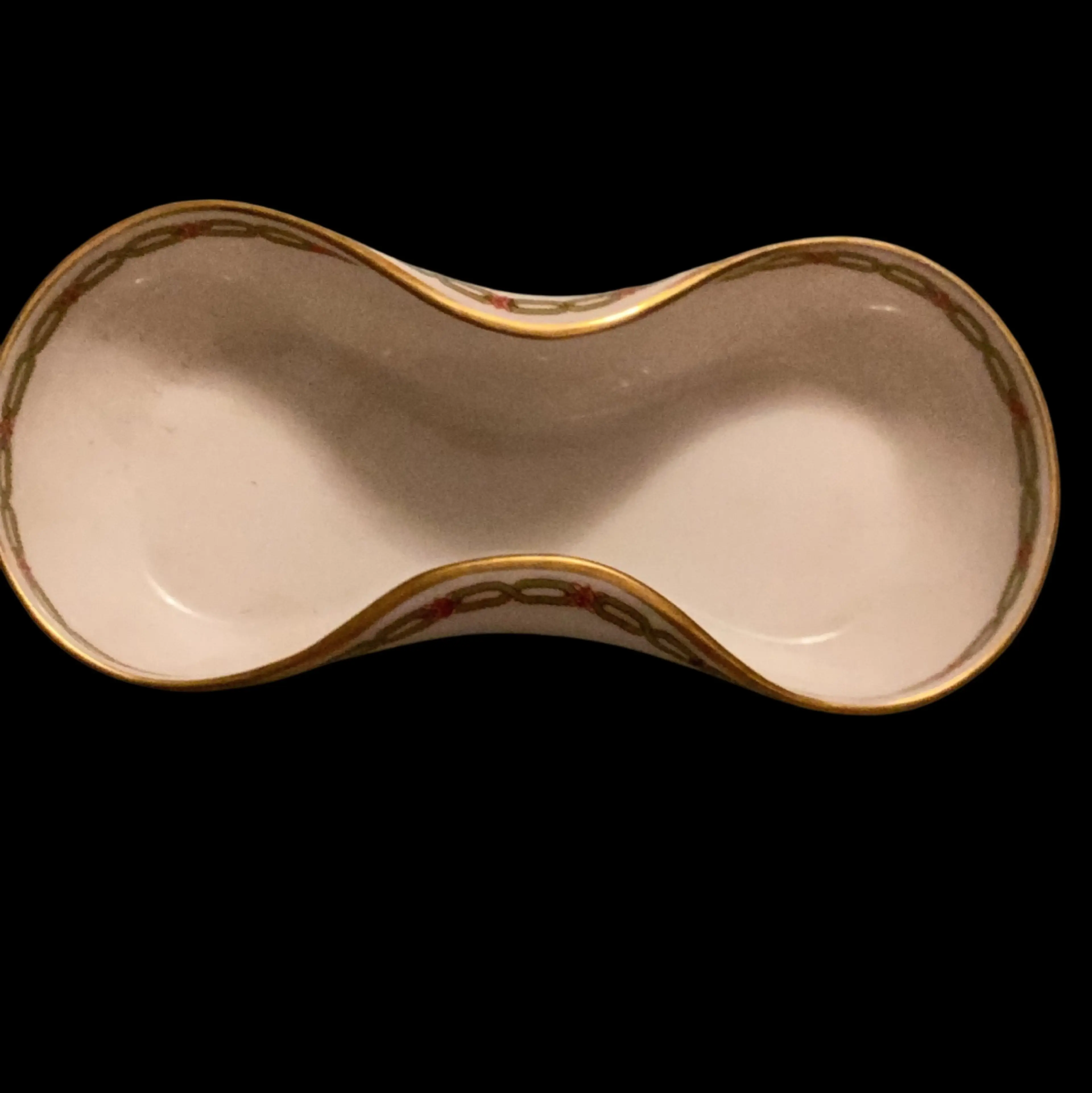 Image 4 of 4