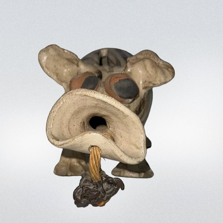 figurines Vintage Art Pottery Pig Bank weirdo noise 4” Tall And 7” Long