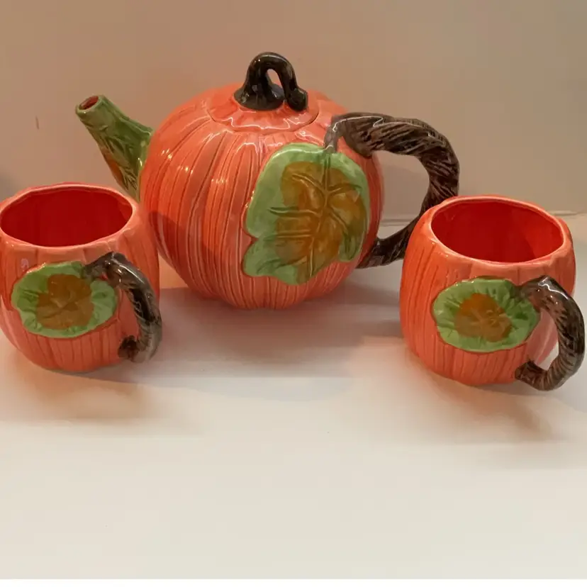 Pumpkin Teapot & 2 Mugs