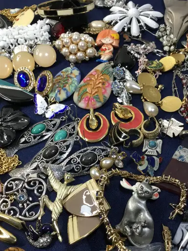 jewelry variety 