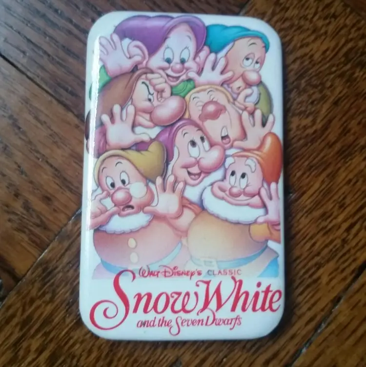 1990s Snow White promo pin