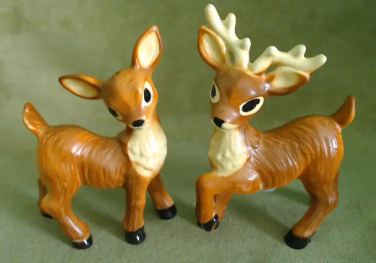 Vintage Deer Salt and Pepper Shaker Set | Semi-Realistic Buck and Doe Shakers | For Christmas OR Forest Decorating | ~c. 1970 Made in Japan