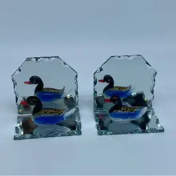 #1471 A pair of art glass Mini bookends featuring two stylized mallard ducks each.