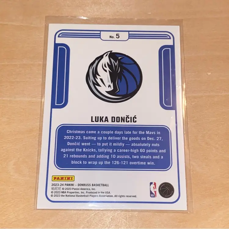 Luka Dončić autographed basketball card