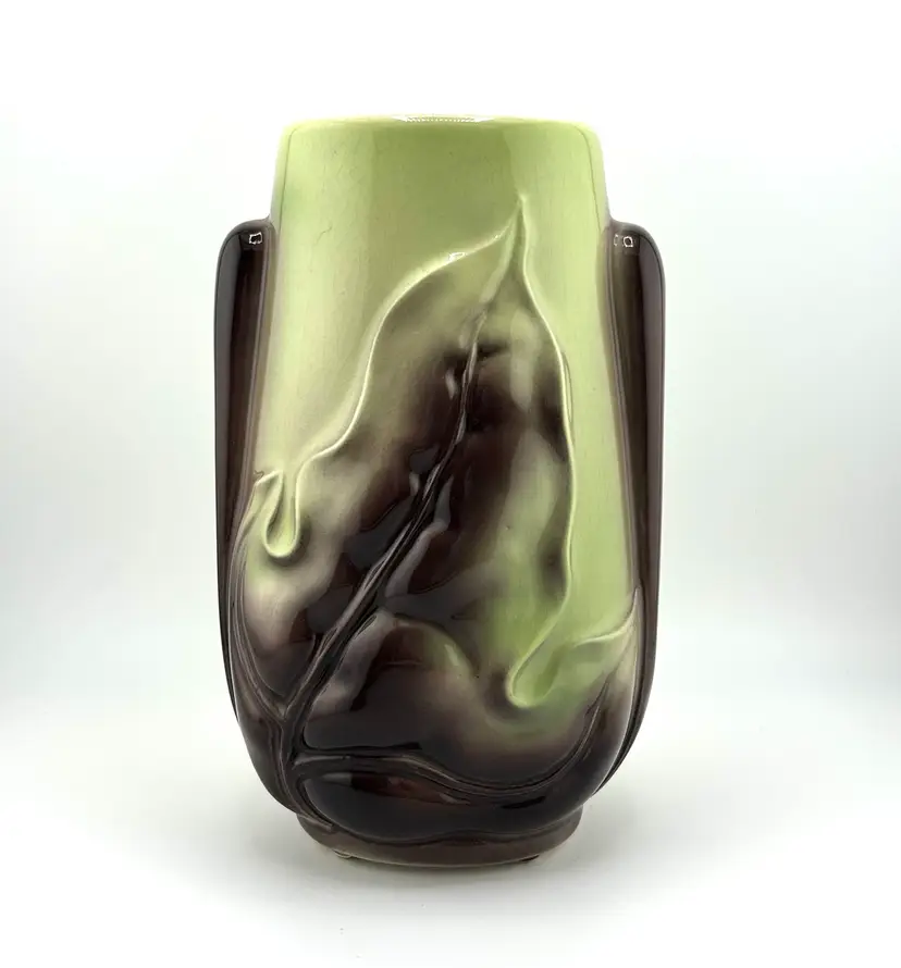 Vintage Royal Copely Ceramic Leaf Vase 5"x 4"x 8" *READ*