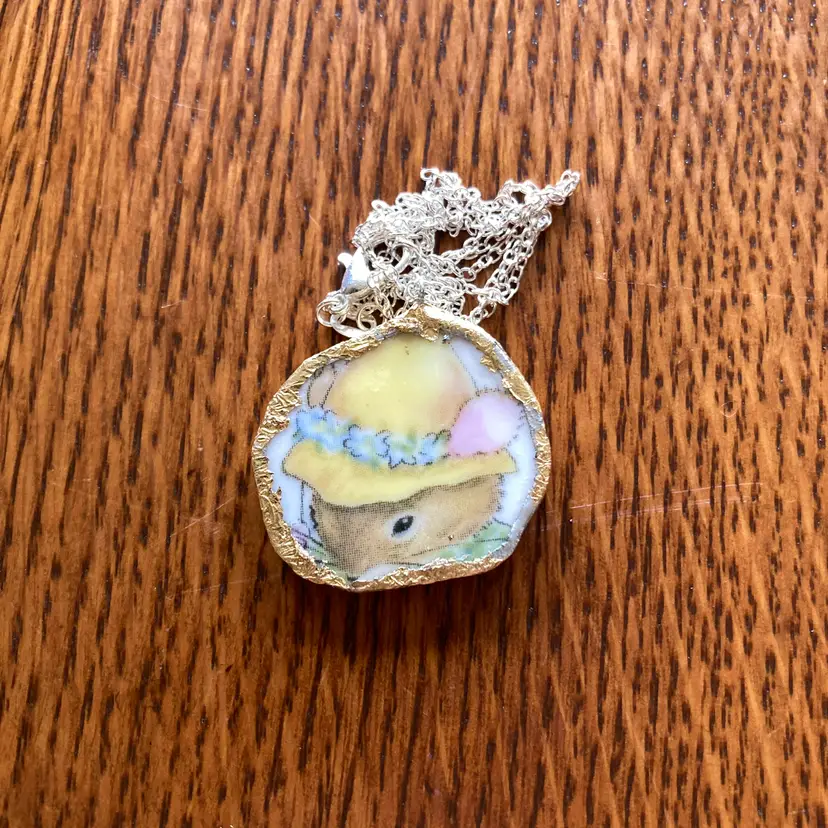 Broken Pottery Artisan Made Pendant Royal Kent Mouse Plate Handcrafted Necklace 1 1/4 in x 1 in