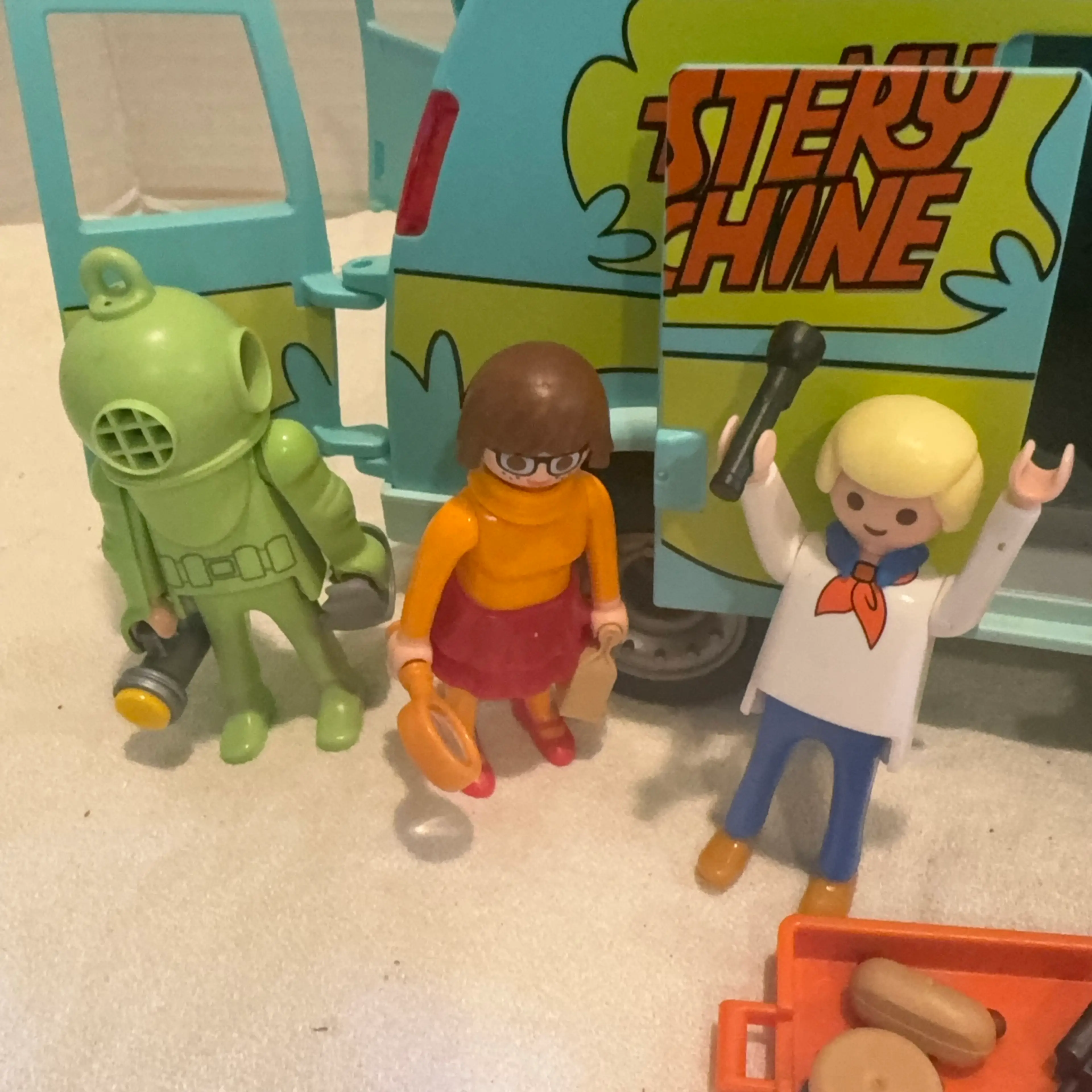 Image 2 of 10