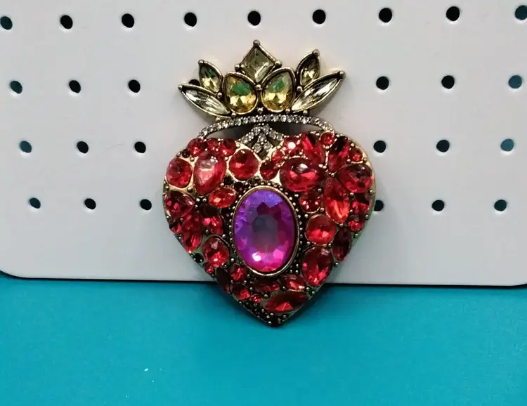 Crowned Heart Brooch/Pin w/Red Rhinestones