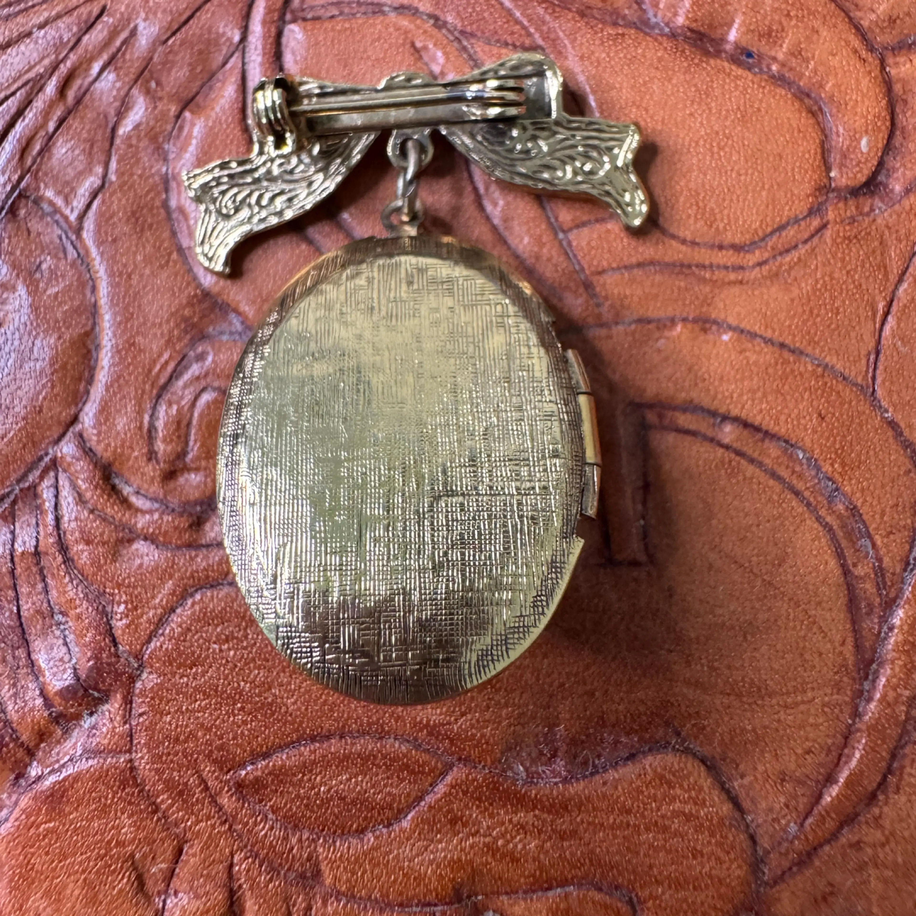 Image 2 of 3
