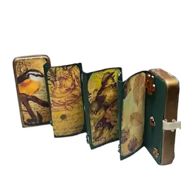 Handmade Accordion Picture Keeper