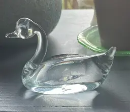Vintage Clear Glass Swan Figure Preowned
