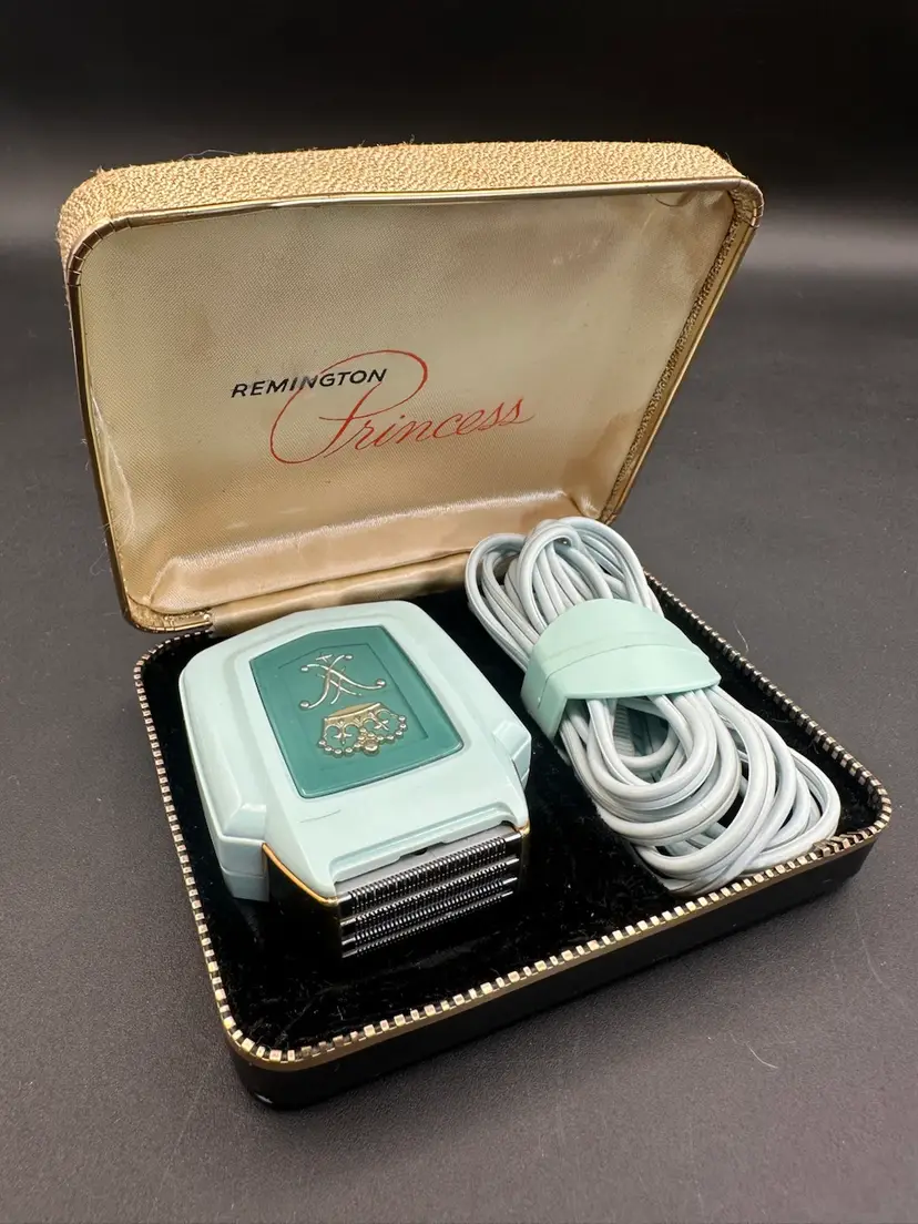 Vintage 60s MCM Mint Green Remington Princess "Electric Shaver For Her" w/ Box Tested As Is*