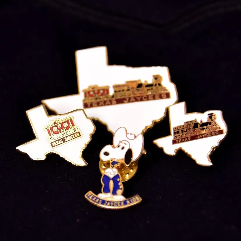 Vintage Texas Jaycees State Pins Snoopy Lot of 4