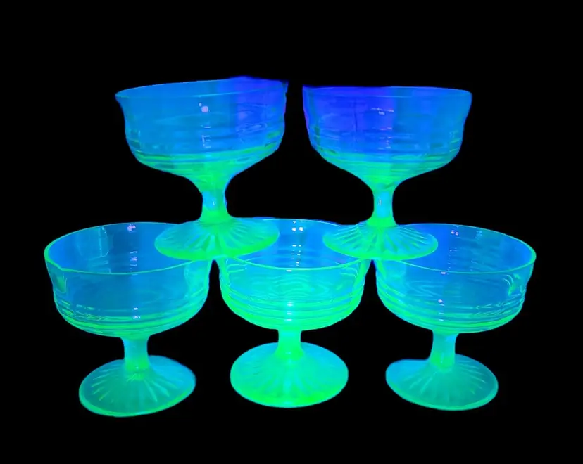 Vintage Green Vaseline Uranium Glass Sherbet Dessert Fruit Custard Cups Set of 5