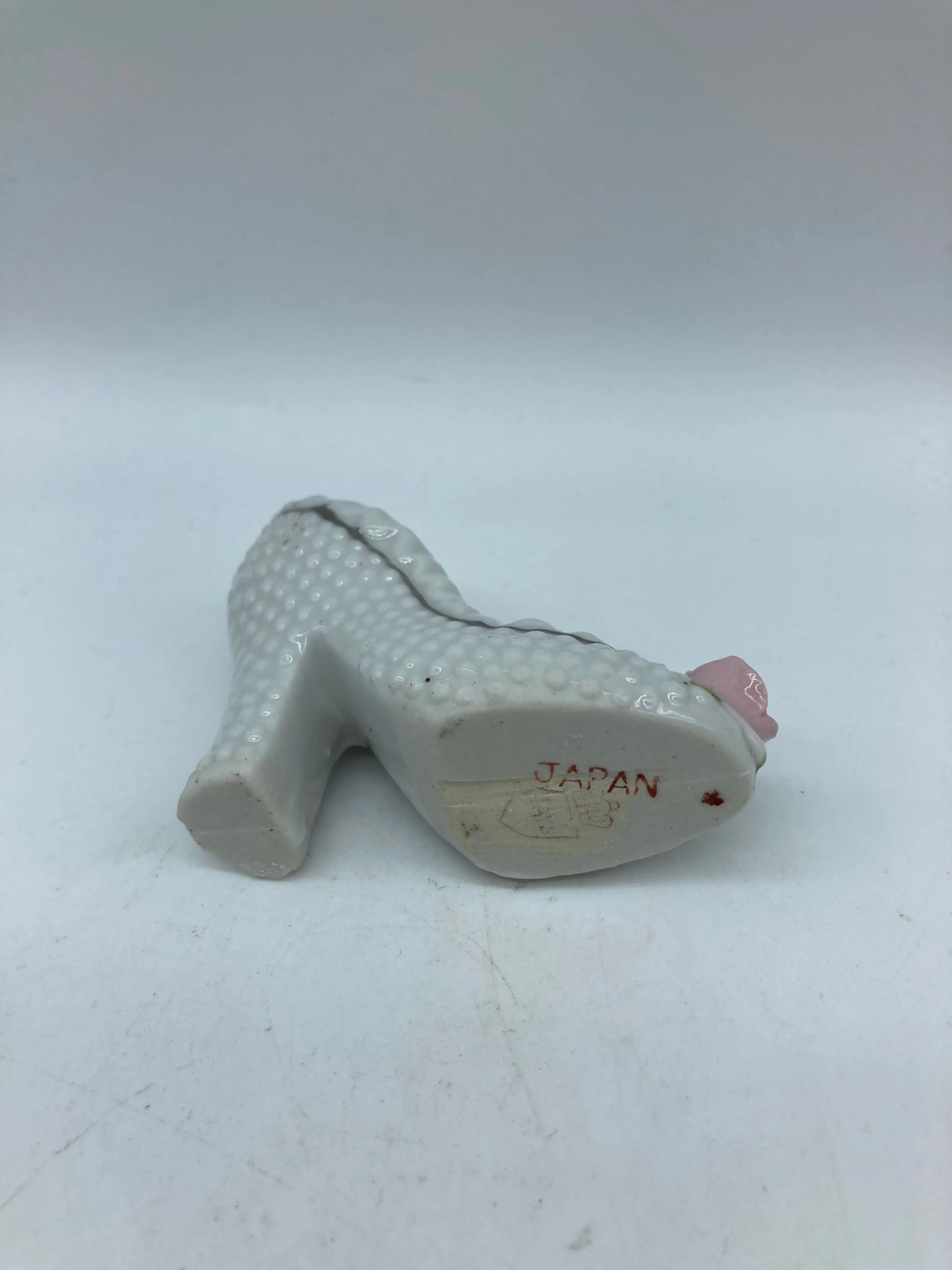 Image 3 of 3