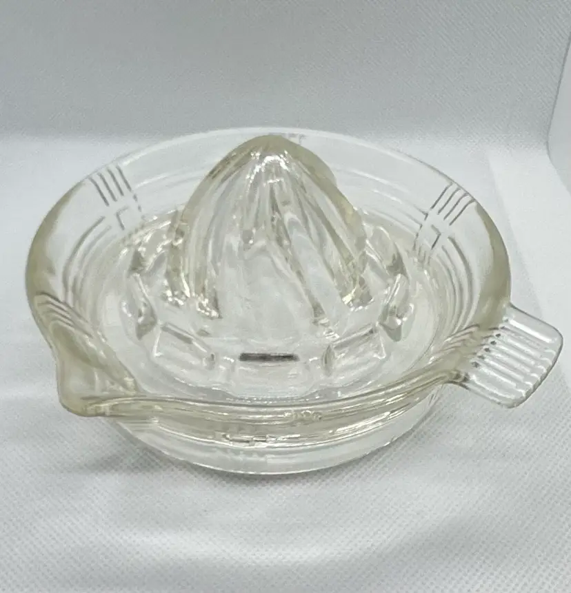 Vintage Hazel Atlas Crisscross Glass Citrus Reamer Juicer