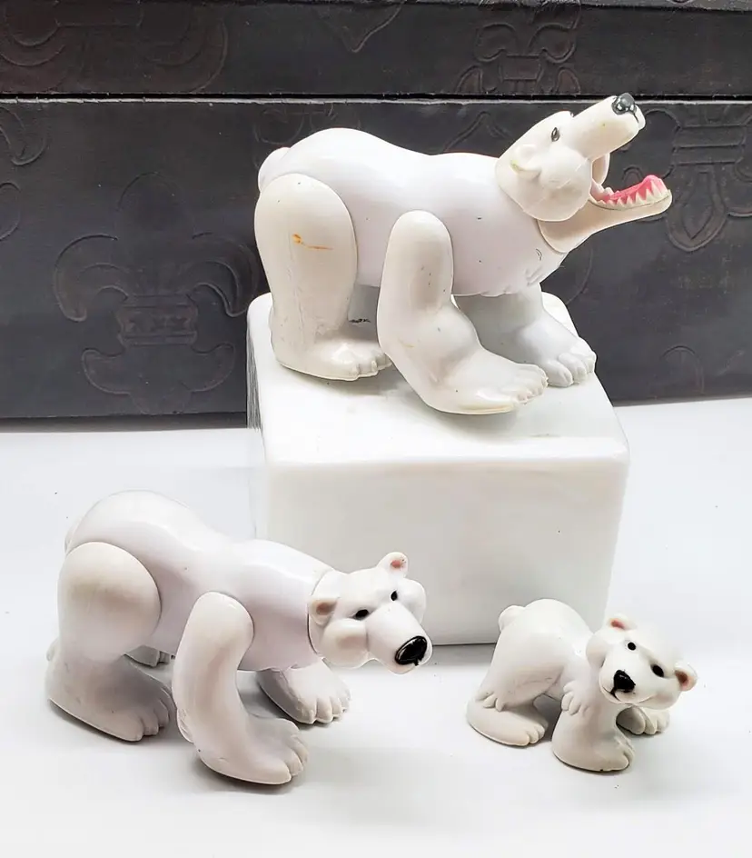 Vintage Fisher Price Polar Bear Animal Family Posable Set of 3 - 1995