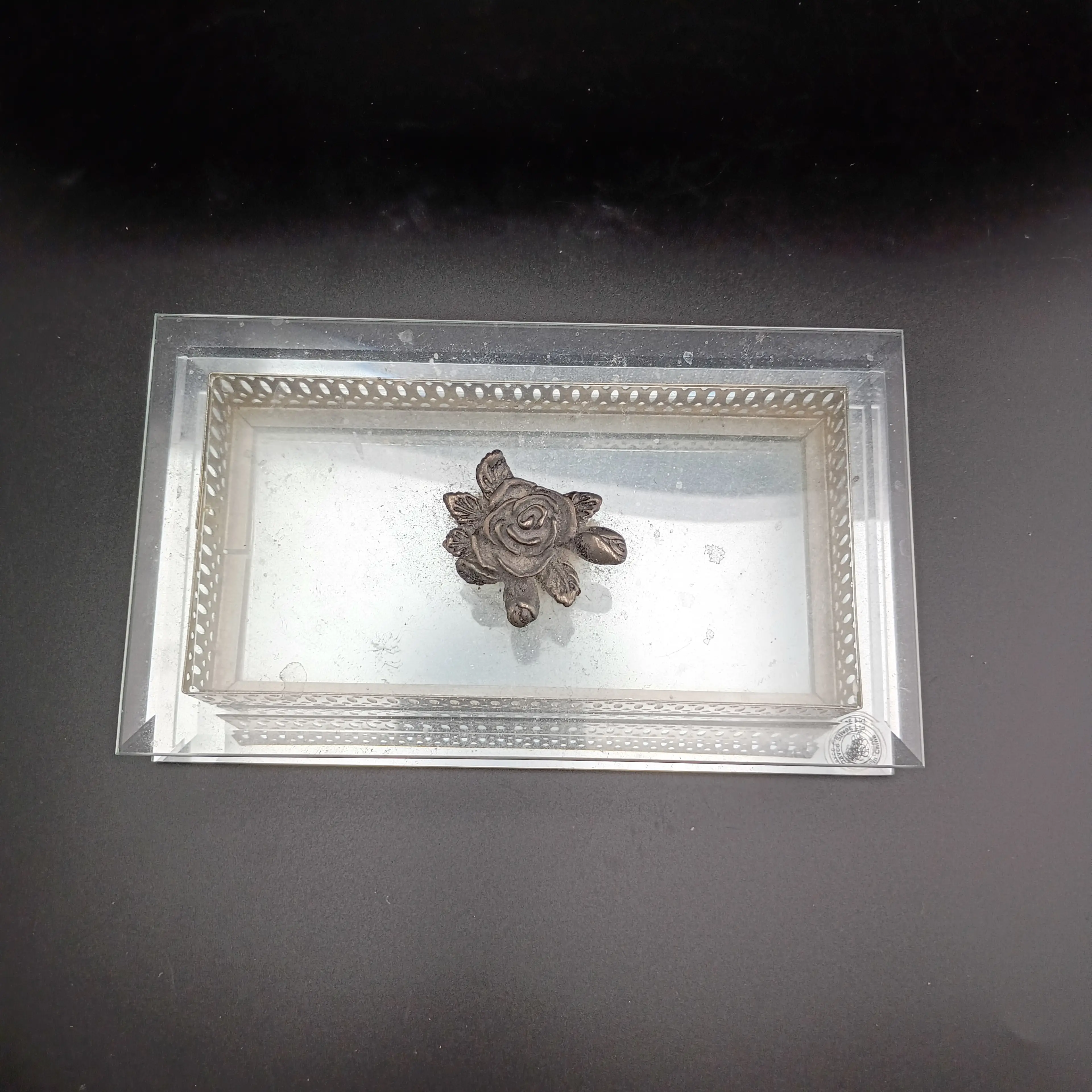 Image 1 of 4
