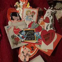 #01 - Choice Pick 1 Vintage Valentines Cards