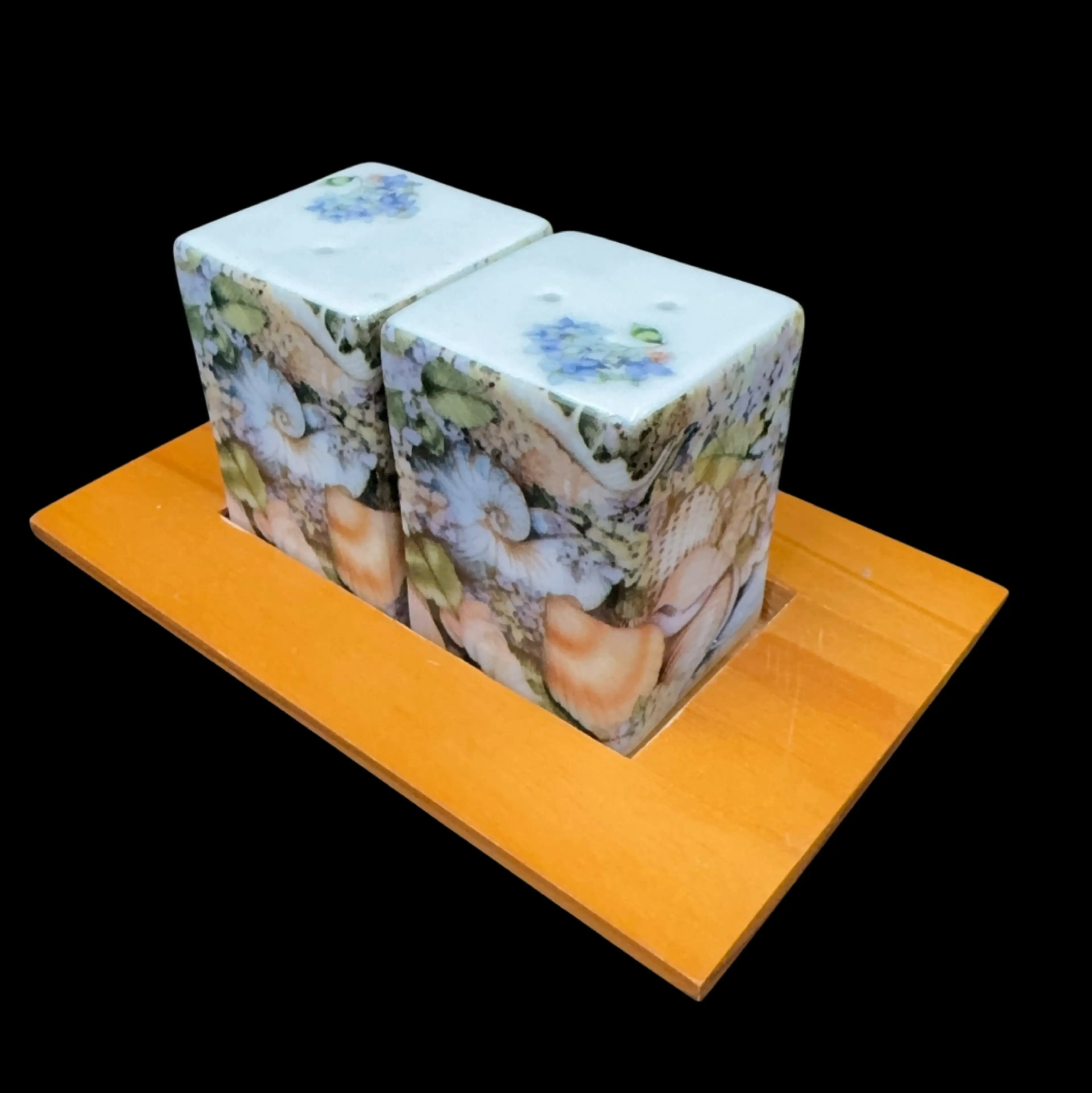 Image 2 of 8