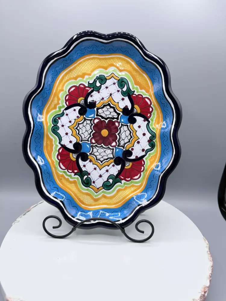 Vintage Hand-Painted Mexican Talavera Pottery Scalloped 10" x 8" Platter