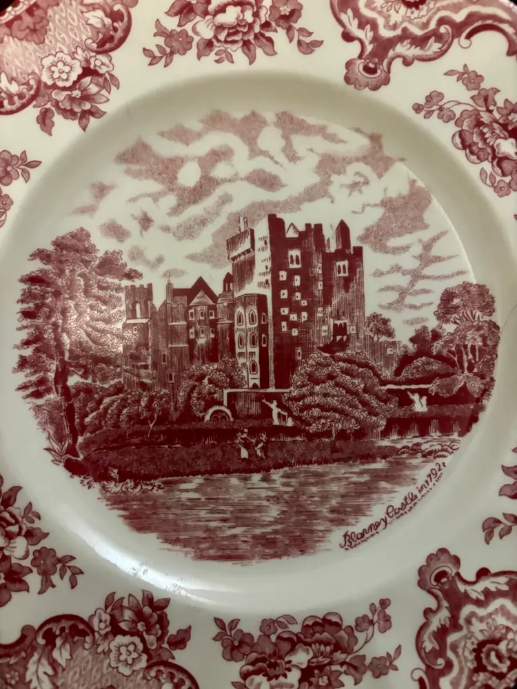 #02 Johnson Brothers 10” Plate England “Old Britain Castles”