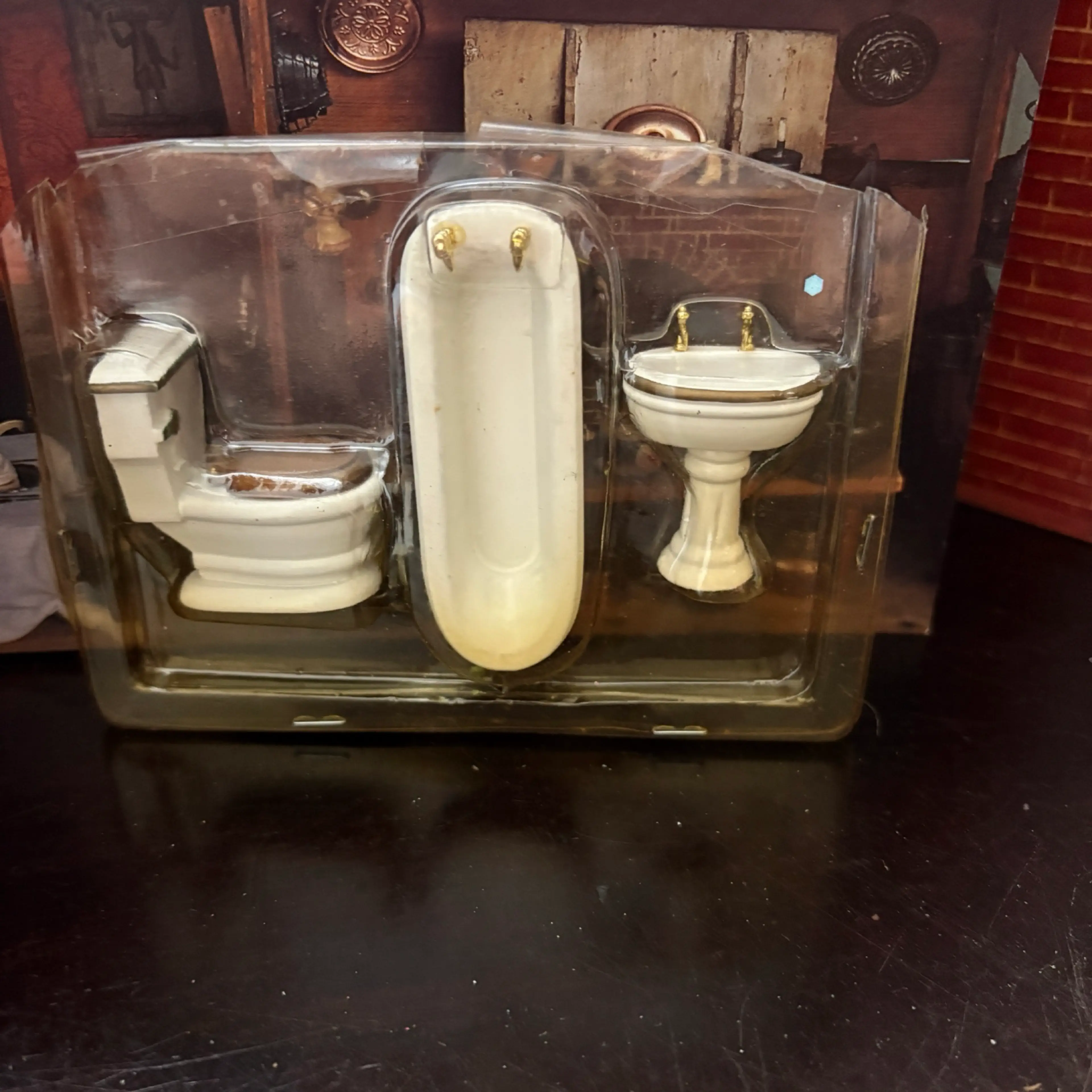 Image 3 of 5