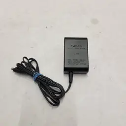 Genuine Canon CA-590 Compact Camcorder DC Power Adapter 8.4V 0.6A OEM