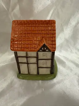 Vintage house sugar dish as is. chip inside