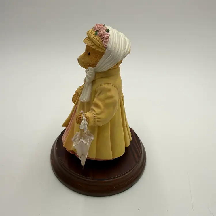 Vintage Dept 56 Upstairs Downstairs Bears Mrs. Henrietta Bosworth Socialite