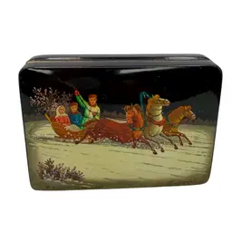 Vtg Russian Hand Painted Black Lacquer Winter Scene Trinket Box Horse Sleigh Signed