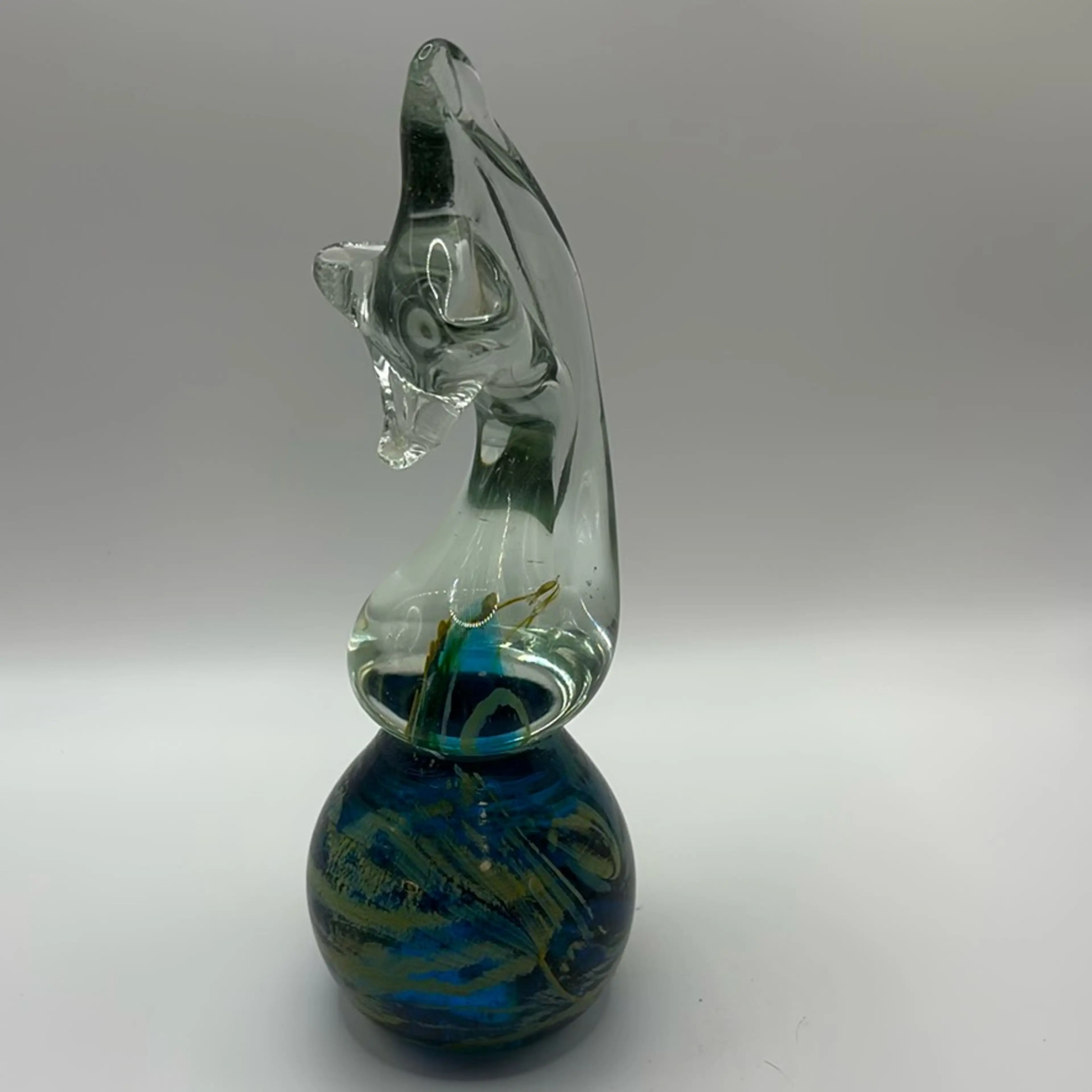 Image 2 of 4