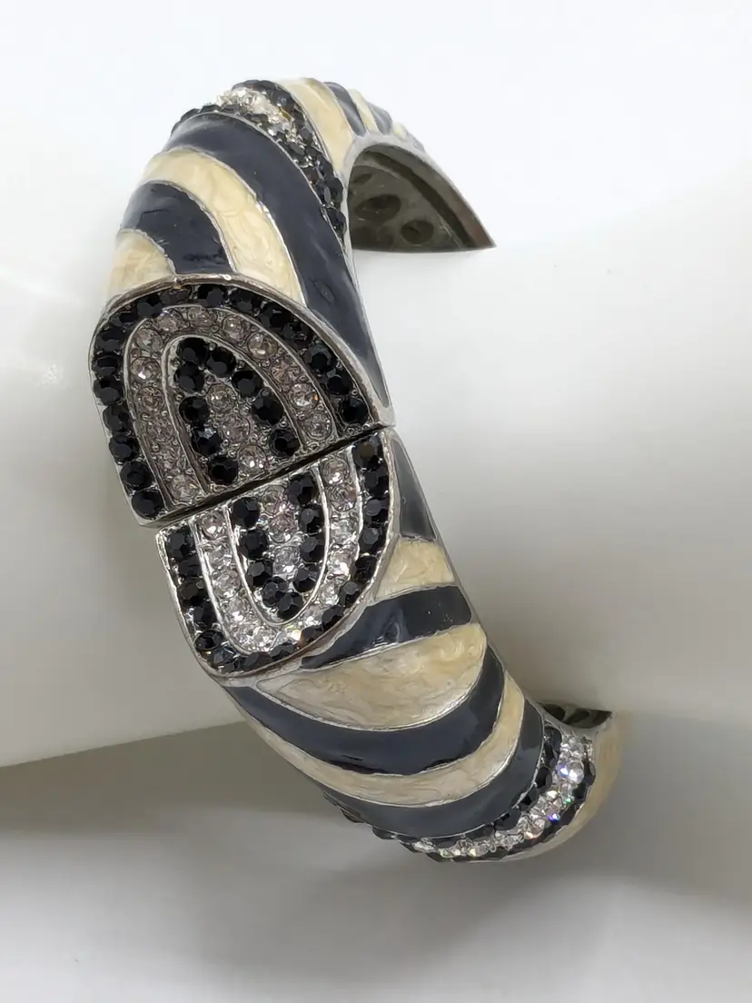 Black and Off-White Enamel Clamper Bangle Bracelet with Rhinestones READ