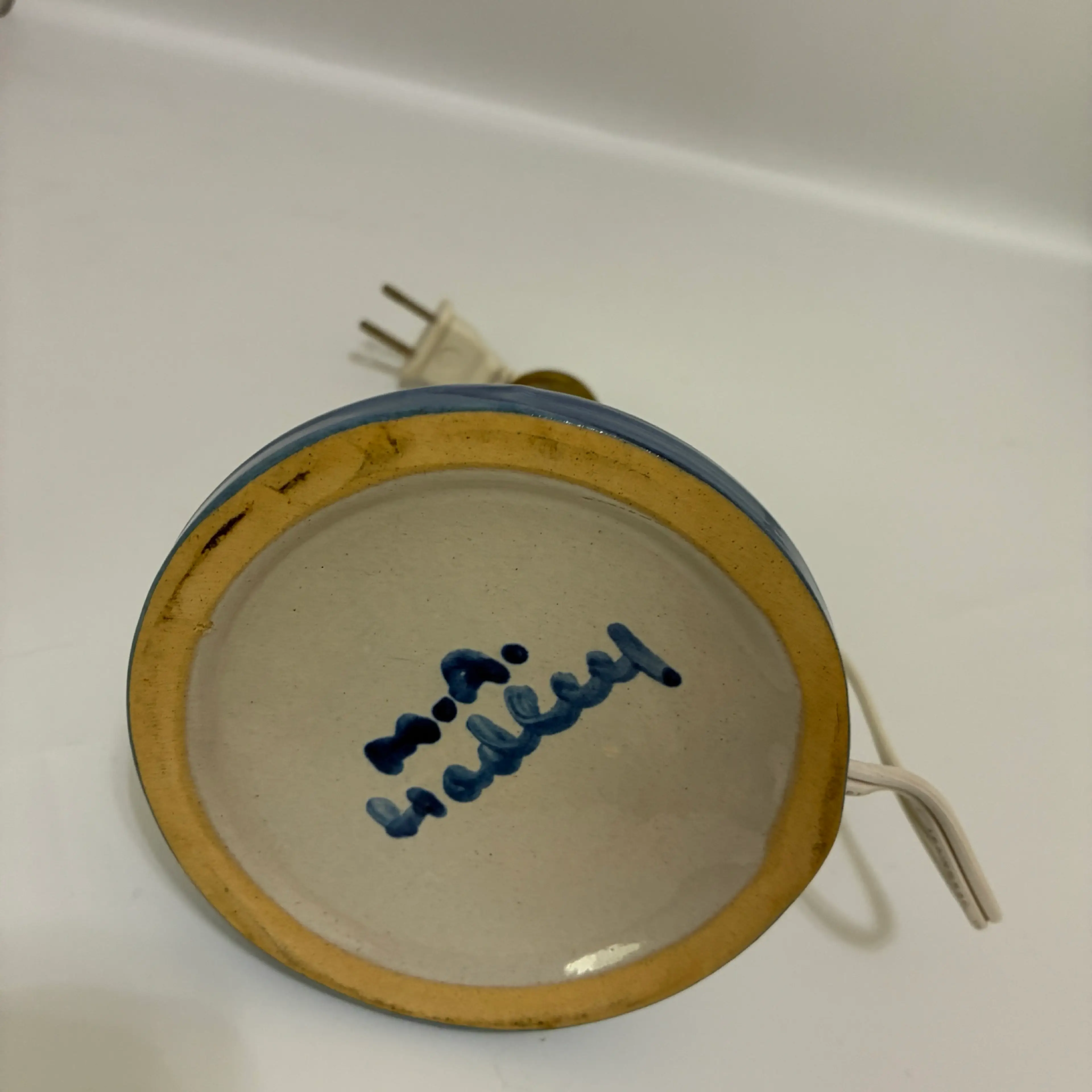 Image 2 of 2