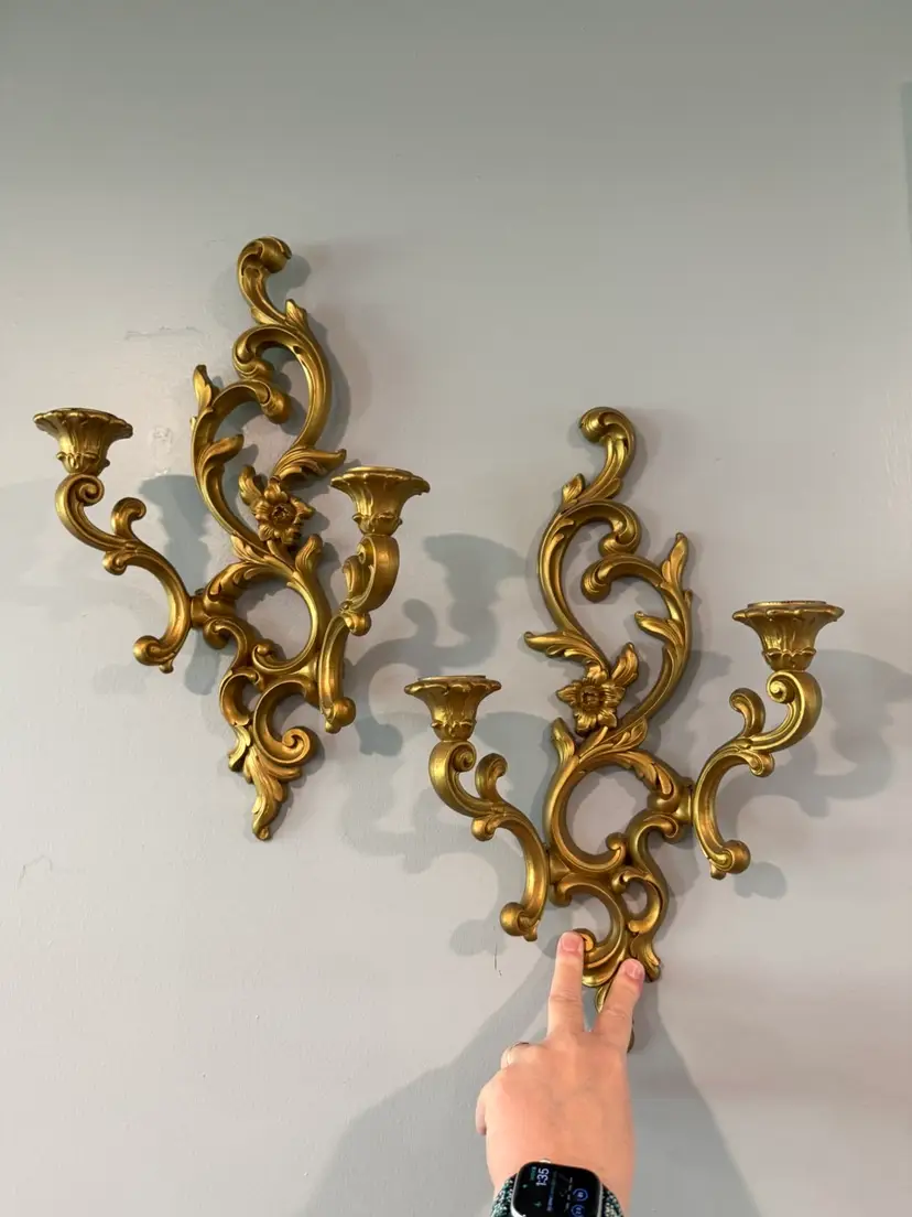 Beautiful vintage Pair 1959 Syroco Hollywood Regency  Gold Wall Sconces Candle Holders  MCM # 3930