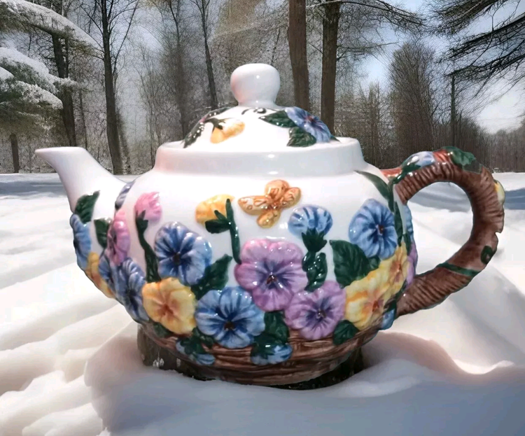 Pansy Tea Pot H. Beaug Art #610777