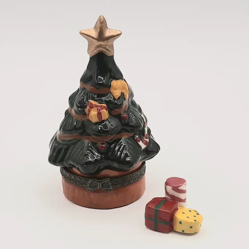 Christmas Tree Hinged Trinket Box with Presents Trinket