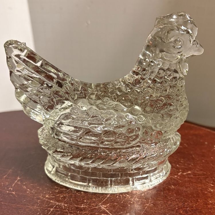 Clear Glass Chicken Hen On A Nest Candy Container READ