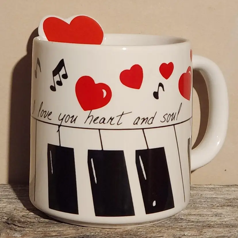 3D Heart Piano Keys Musical Notes Coffee Mug "I love you heart and soul" song lyrics